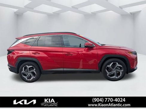 Used 2023 Hyundai Tucson Limited w/ Cargo Package FWD image 2