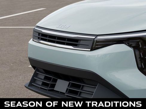 New 2025 Kia K4 LXS image 12