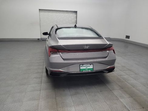 Used 2021 Hyundai Elantra SEL w/ Convenience + Premium Package FWD image 6