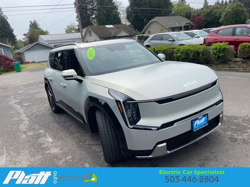 Used 2024 Kia EV9 Land AWD/4WD image 15