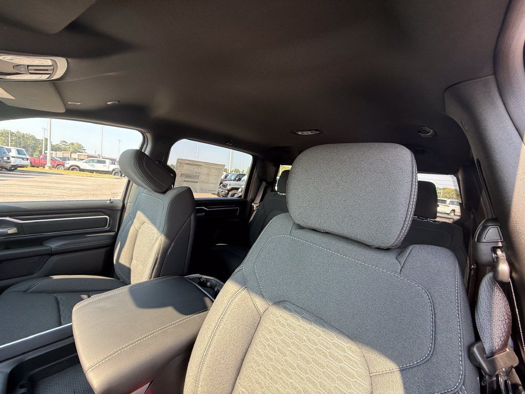 New 2027 RAM 1500 4x4 Crew Cab image 21