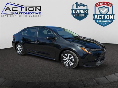 Used 2022 Toyota Corolla LE image 1