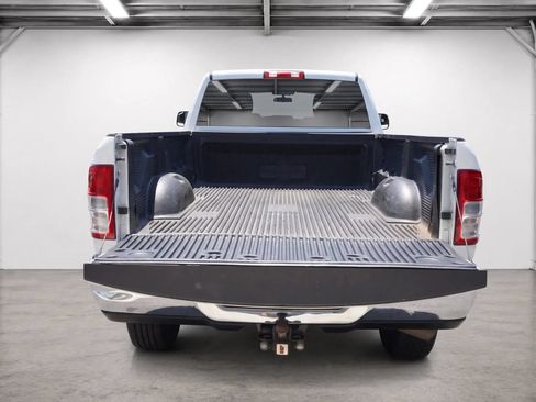 Used 2022 RAM 2500 Big Horn AWD/4WD image 9