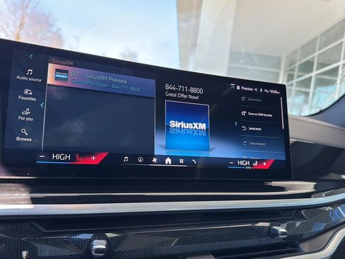 Certified 2024 BMW X5 sDrive40i w/ M Sport Package image 22