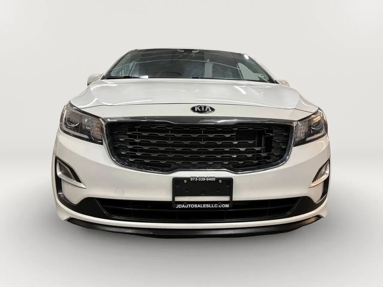 Used 2020 Kia Sedona LX FWD image 3