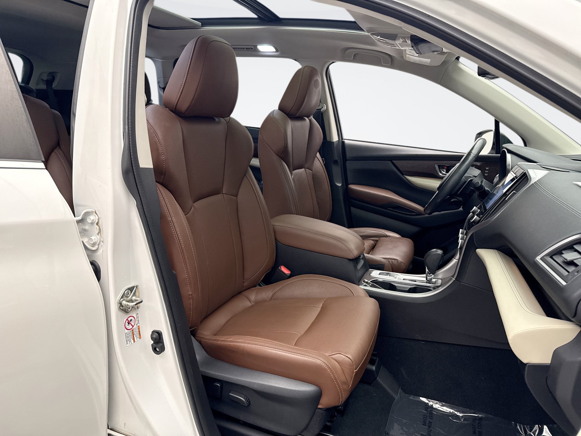 Used 2019 Subaru Ascent Touring w/ Popular Package #3 AWD/4WD image 17