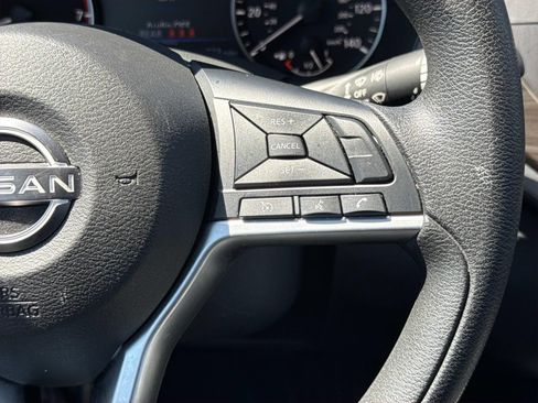 Used 2024 Nissan Altima 2.5 SV image 14