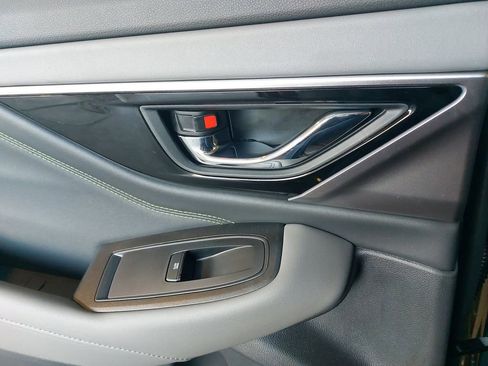 Certified 2025 Subaru Outback Onyx Edition image 18