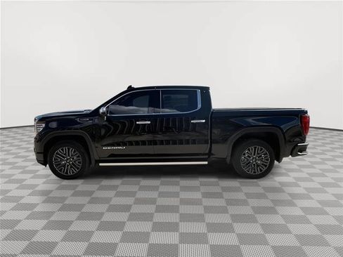 Used 2022 GMC Sierra 1500 Denali Ultimate AWD/4WD image 2