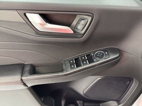 Used 2024 Ford Escape ST-Line image 22