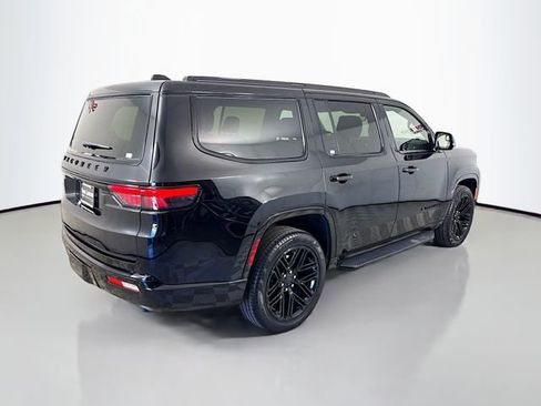 Used 2024 Jeep Wagoneer Series II image 7