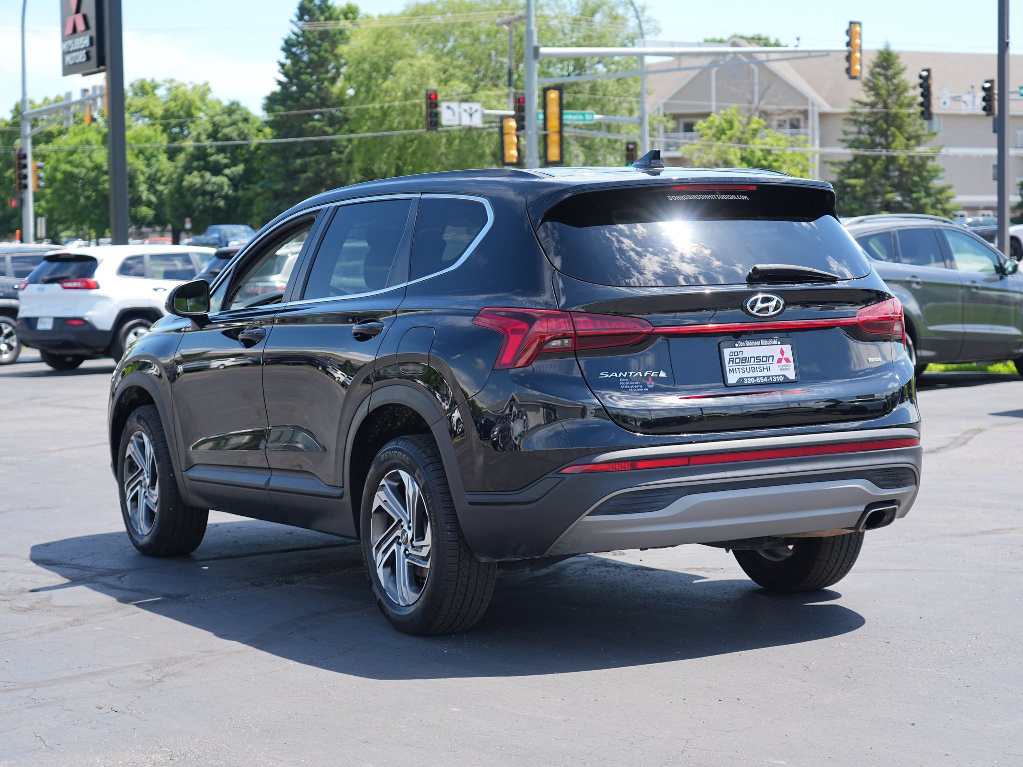 Used 2021 Hyundai Santa Fe SE AWD/4WD image 6
