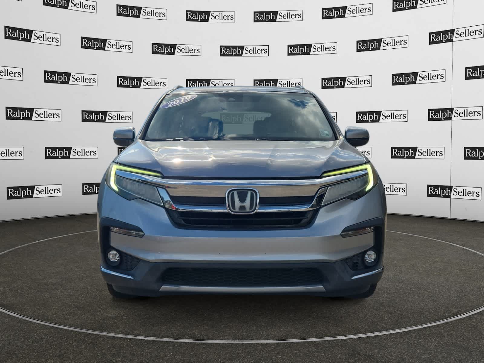 Used 2019 Honda Pilot Touring image 8