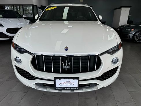 Used 2017 Maserati Levante w/ Sport Package image 7