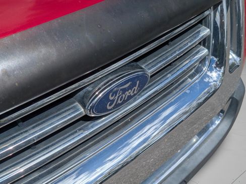 Used 2010 Ford Explorer Sport Trac XLT image 11