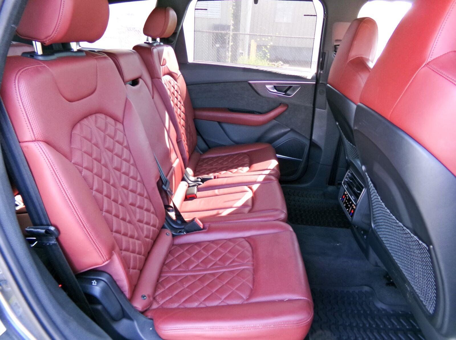 Used 2022 Audi SQ7 Prestige w/ Prestige Package AWD/4WD image 14