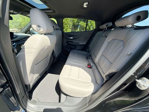 New 2026 Buick Envista Avenir image 14