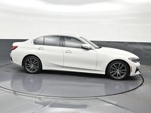 Used 2021 BMW 330i Sedan w/ Convenience Package RWD image 7