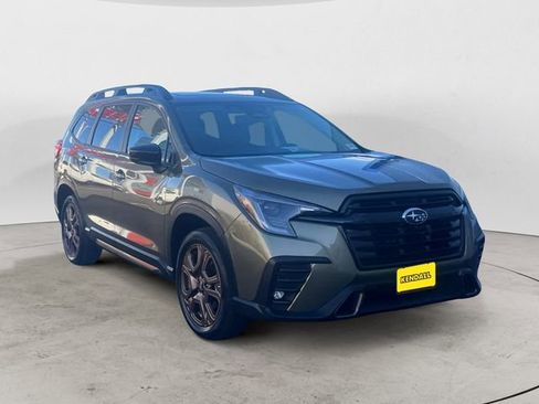 Used 2025 Subaru Ascent Bronze Edition image 7