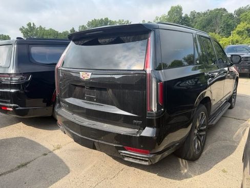 Used 2023 Cadillac Escalade Sport w/ Touring Package AWD/4WD image 4