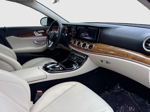 Used 2018 Mercedes-Benz E 300 w/ Premium 1 Package image 42