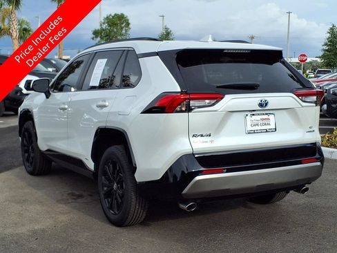 Used 2023 Toyota RAV4 SE w/ Convenience Package AWD/4WD image 5