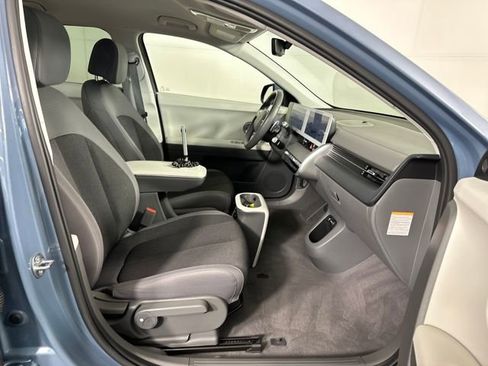 Used 2024 Hyundai Ioniq 5 SEL image 28