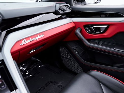 Used 2023 Lamborghini Urus S AWD/4WD image 85