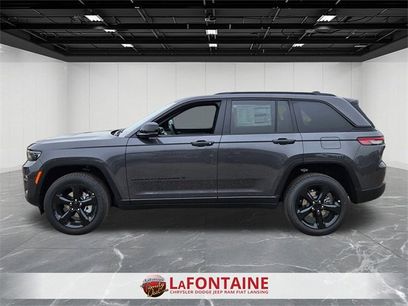 New 2025 Jeep Grand Cherokee Limited w/ Black Appearance Package