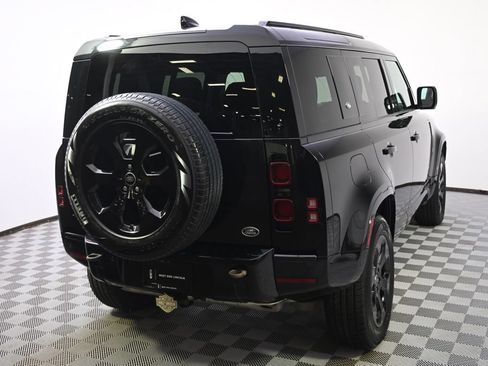 Used 2022 Land Rover Defender 110 X-Dynamic SE AWD/4WD image 6