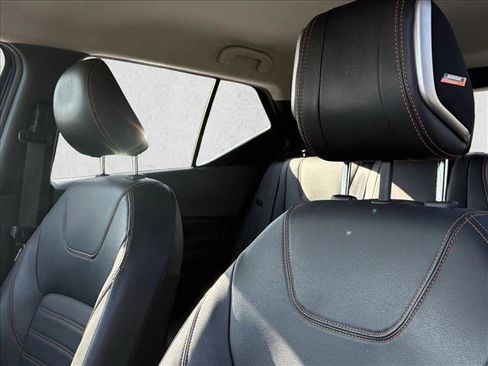 Used 2020 Nissan Kicks SR w/ SR Premium Package image 9