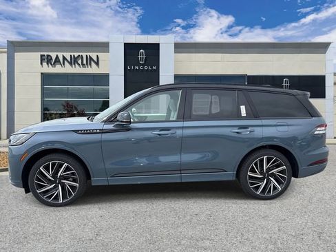 New 2025 Lincoln Aviator Black Label w/ Black Label Special Edition AWD/4WD image 4