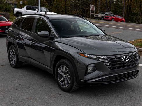 Used 2024 Hyundai Tucson Blue image 3