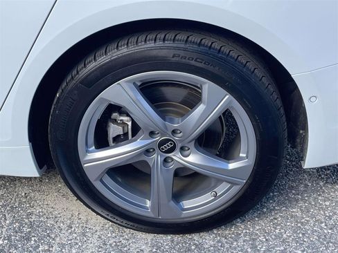 Used 2024 Audi A6 Premium Plus image 10