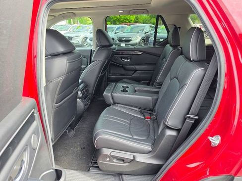 Used 2025 Honda Pilot Elite image 22