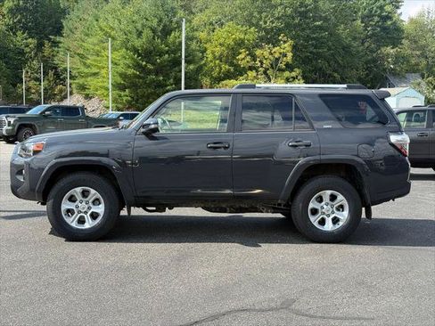 Certified 2024 Toyota 4Runner SR5 Premium w/ Moonroof Package AWD/4WD image 2
