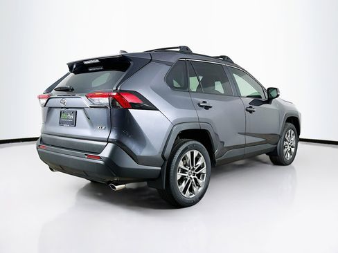 Used 2025 Toyota RAV4 XLE Premium image 9
