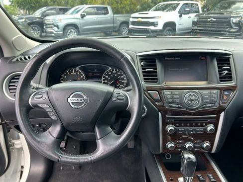 Used 2016 Nissan Pathfinder SL w/ SL Premium Package FWD image 19
