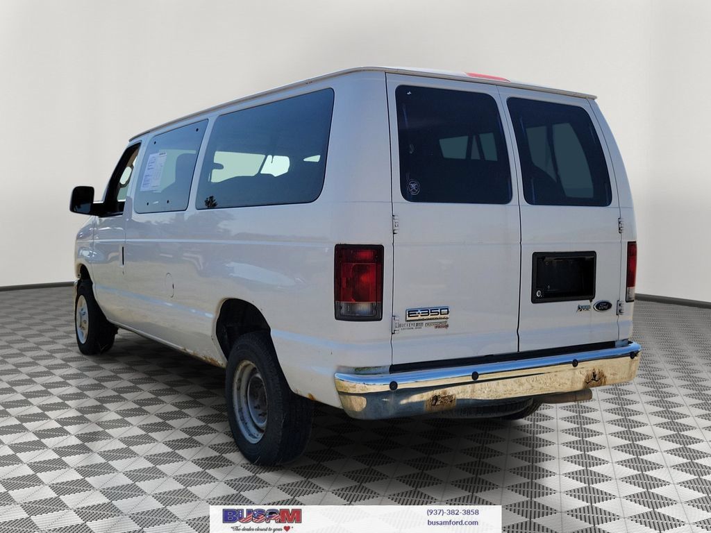 Used 2009 Ford E-350 and Econoline 350 XLT RWD image 3