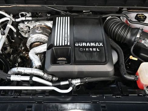 Used 2020 Chevrolet Silverado 1500 RST image 19