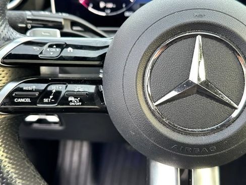 Used 2024 Mercedes-Benz C 300 4MATIC Sedan image 17