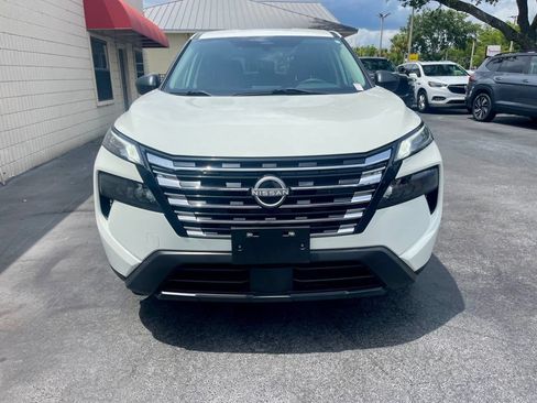 Used 2024 Nissan Rogue S AWD/4WD image 8
