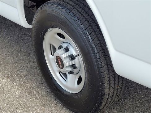 New 2025 GMC Savana 2500 w/ Driver Convenience Package image 7