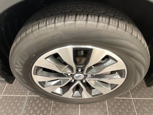 Used 2024 Subaru Outback Limited AWD/4WD image 5