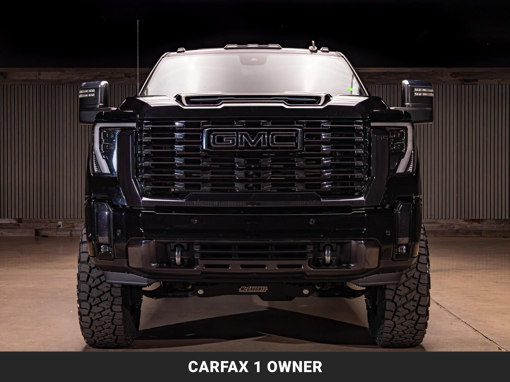 Used 2024 GMC Sierra 3500 Denali Ultimate AWD/4WD image 4