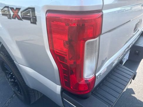 Used 2019 Ford F250 Lariat AWD/4WD image 10