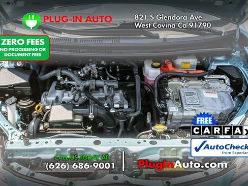 Used 2012 Toyota Prius C Four FWD image 11