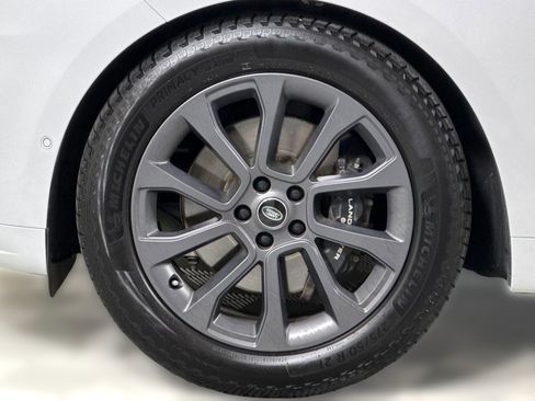 Used 2024 Land Rover Range Rover Sport Dynamic SE image 11