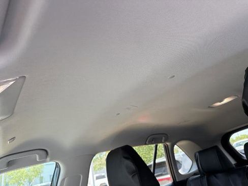 Used 2025 Toyota RAV4 LE AWD/4WD image 15