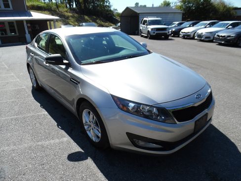Used 2012 Kia Optima LX w/ Convenience Pkg image 7